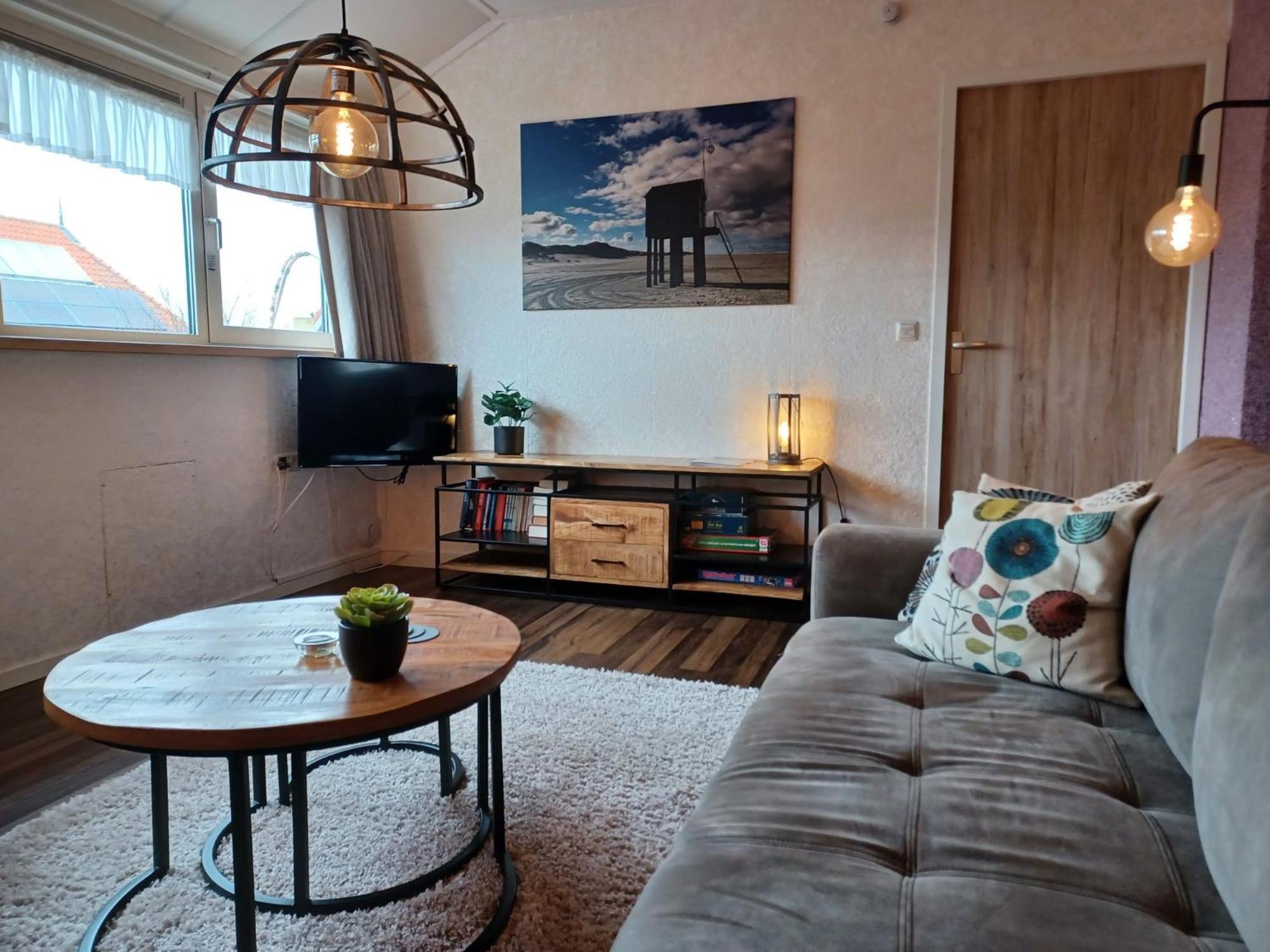 Hotel Dichtbijzee Oosterend  المظهر الخارجي الصورة