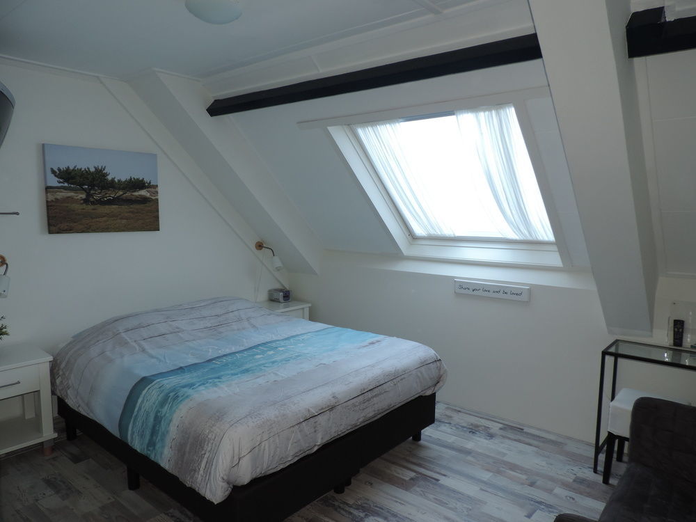 Hotel Dichtbijzee Oosterend  المظهر الخارجي الصورة